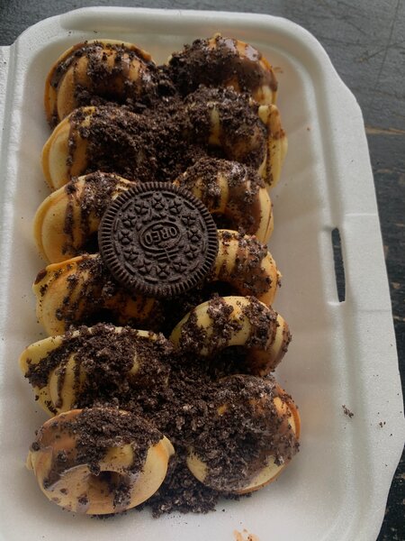 10mini donuts au chocolat Oreo