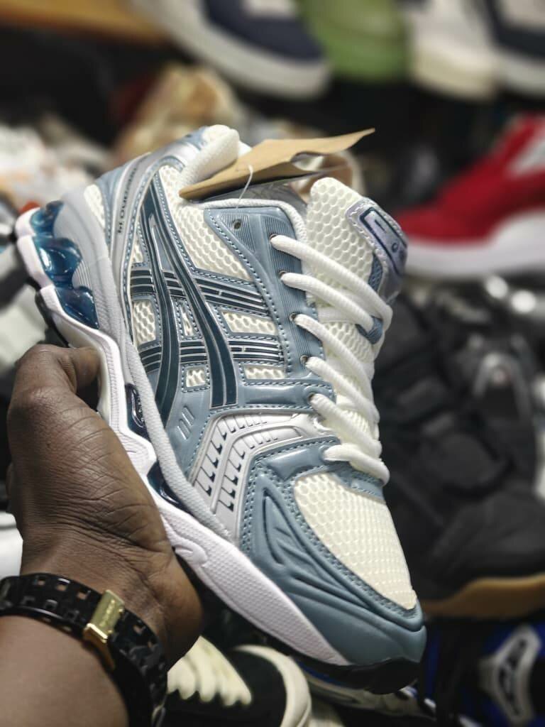 ASICS