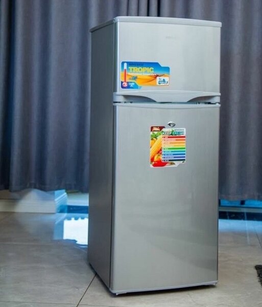DOUBLE DOOR REFRIGERATOR