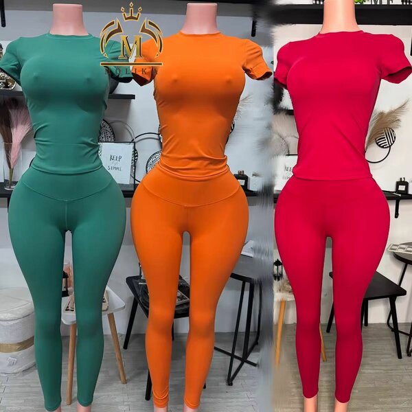 Ensemble de sport femme