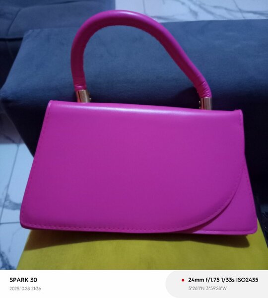 Sac à main élégant femme