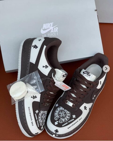 Vans new school,Nike