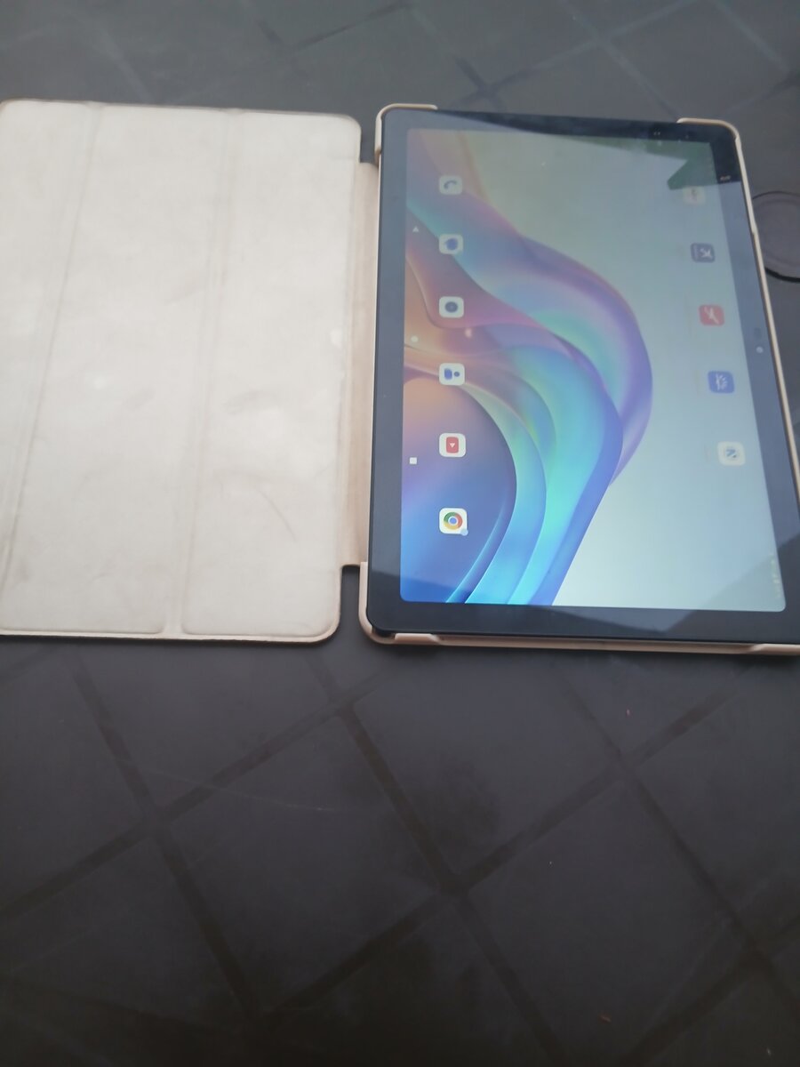 Tablette tecno 128 GO