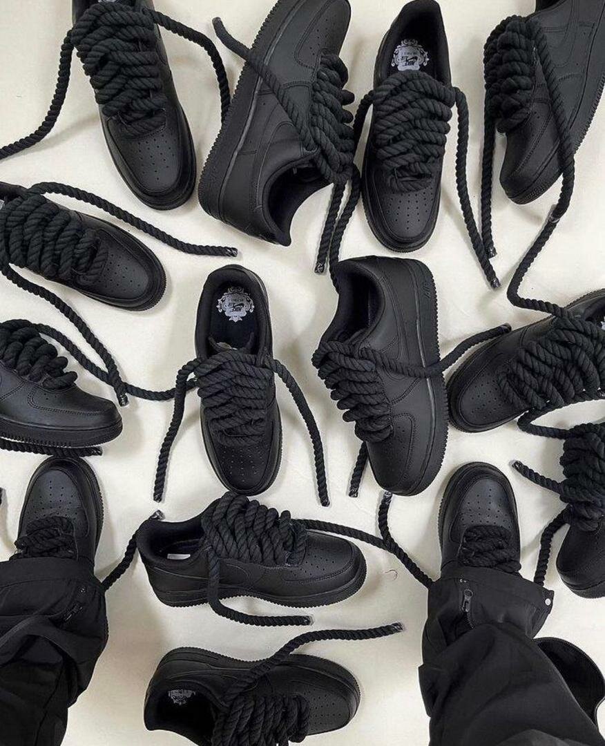 Sneakers noirs tendance
