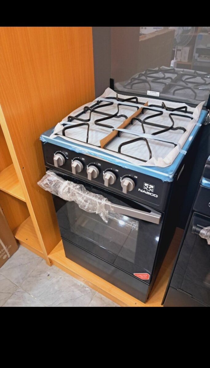 Brand new Nasco 4 burner gas stove