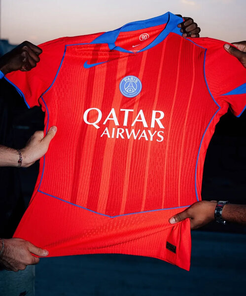 Maillot de football rouge PSG