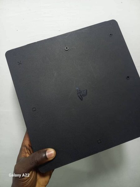 Console PS4 SLIM