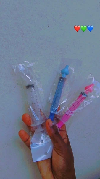 10 seringues nasale bébé