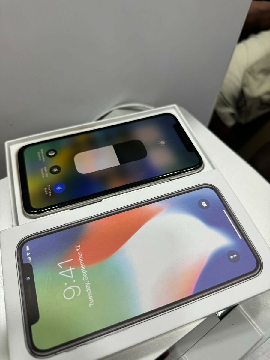 iPhone X CE 64G