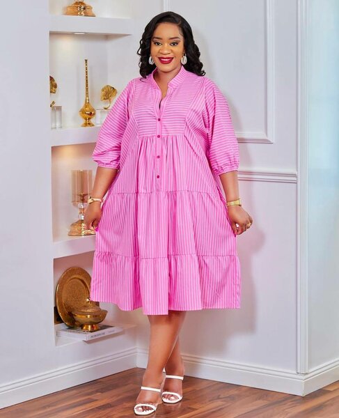 Robe midi rose à rayures