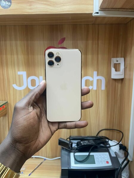 IPHONE 11 pro