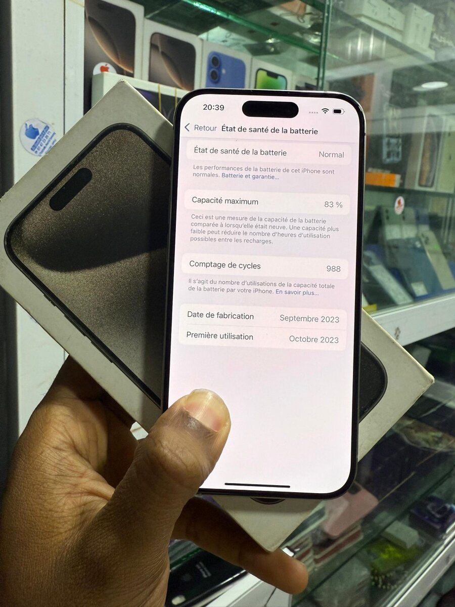 iPhone 15 pro 128gb avec carto