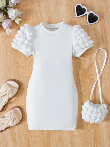 Robe moulante et sac sur le côté pour fillette