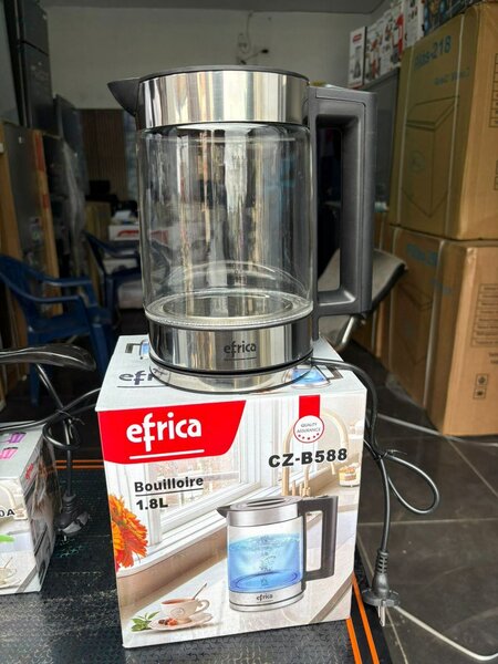 Bouilloire en verre 1.8L Efrica