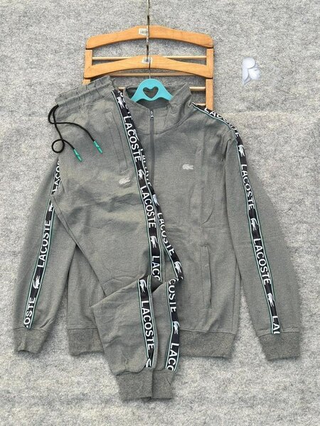 Ensemble de survêtement élégant