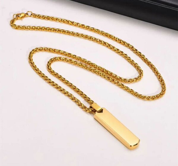Collier pendentif rectangulaire acier inoxydable