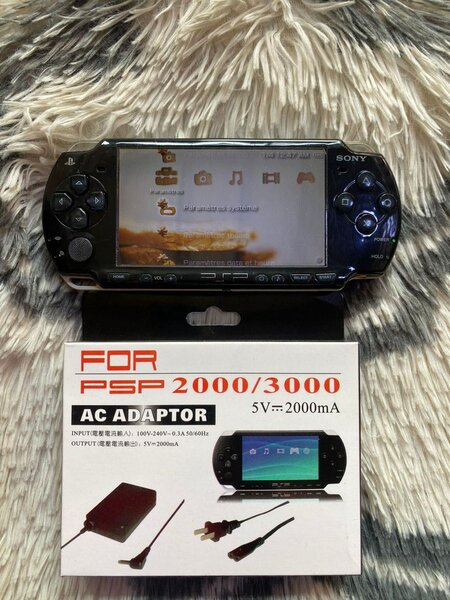 Console PSP 2000/3000 avec adaptateur
