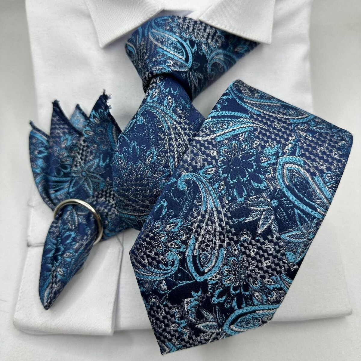 Ensemble de cravates élégantes pour homme