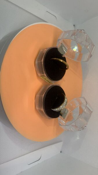 Bagues en or étincelantes