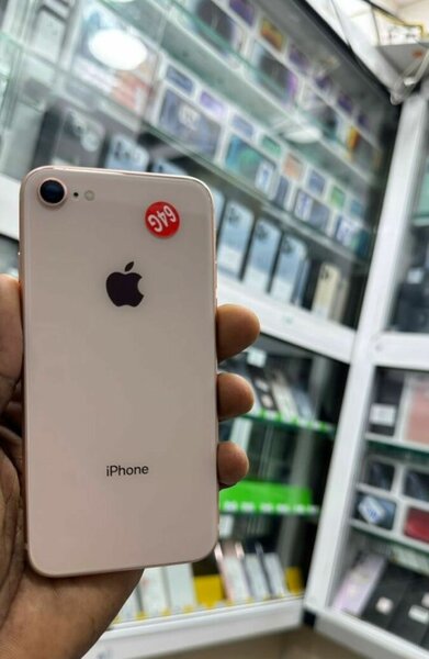 iPhone 8