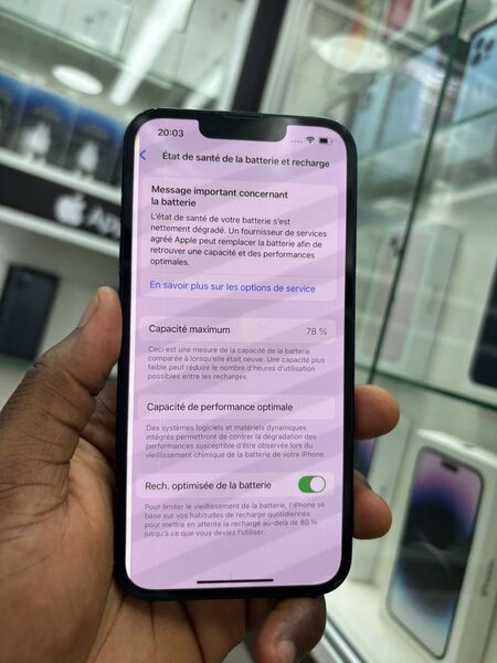 iPhone 13 simple