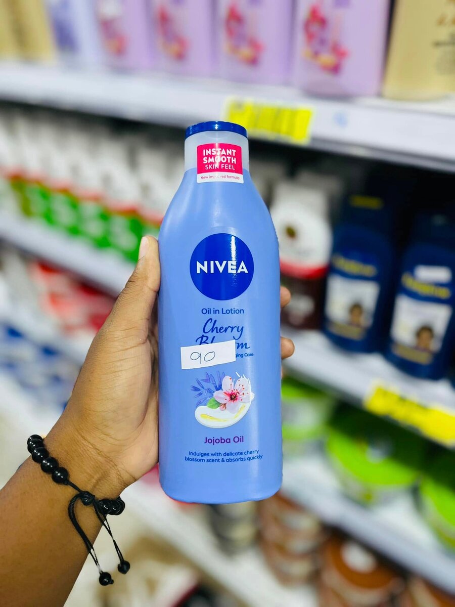 brightening and glowing lotions