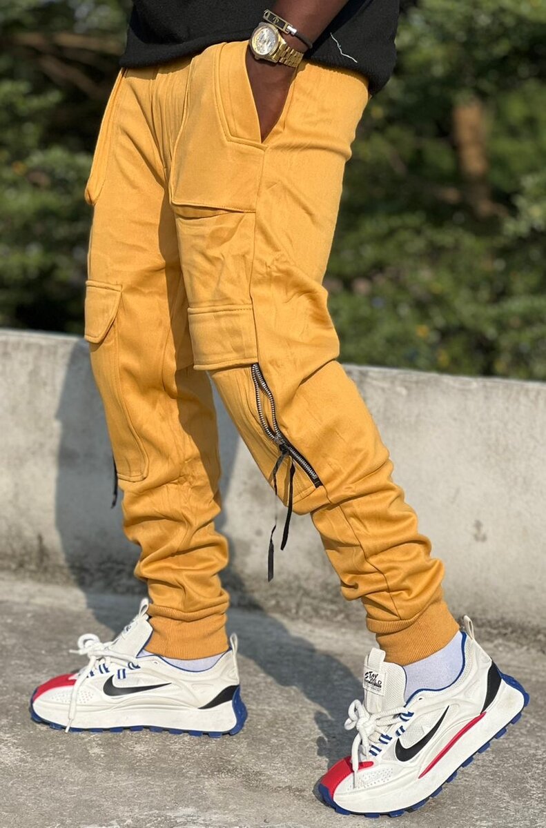 Pantalon cargo jaune tendance