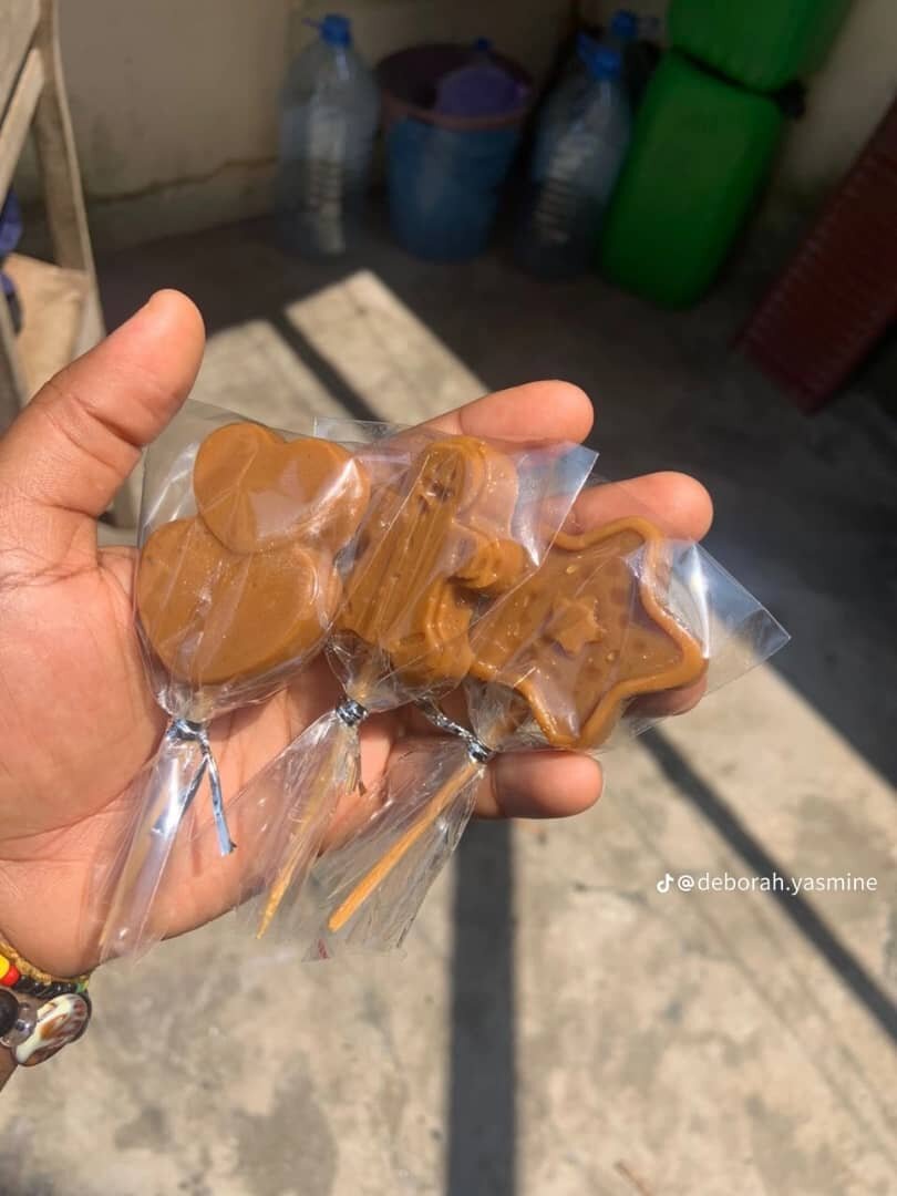 Sucettes au caramel artisanales