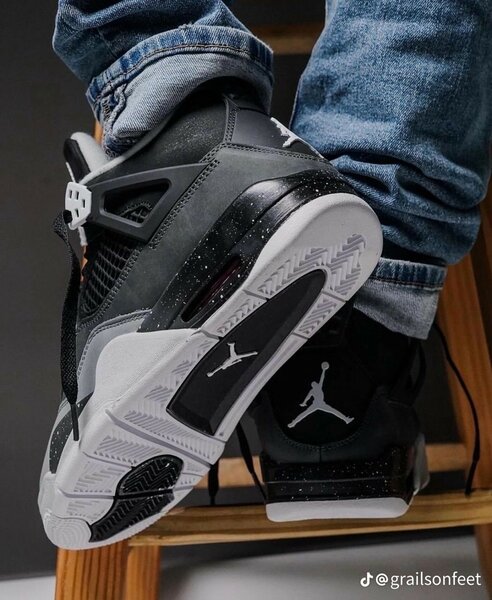Jordan 4