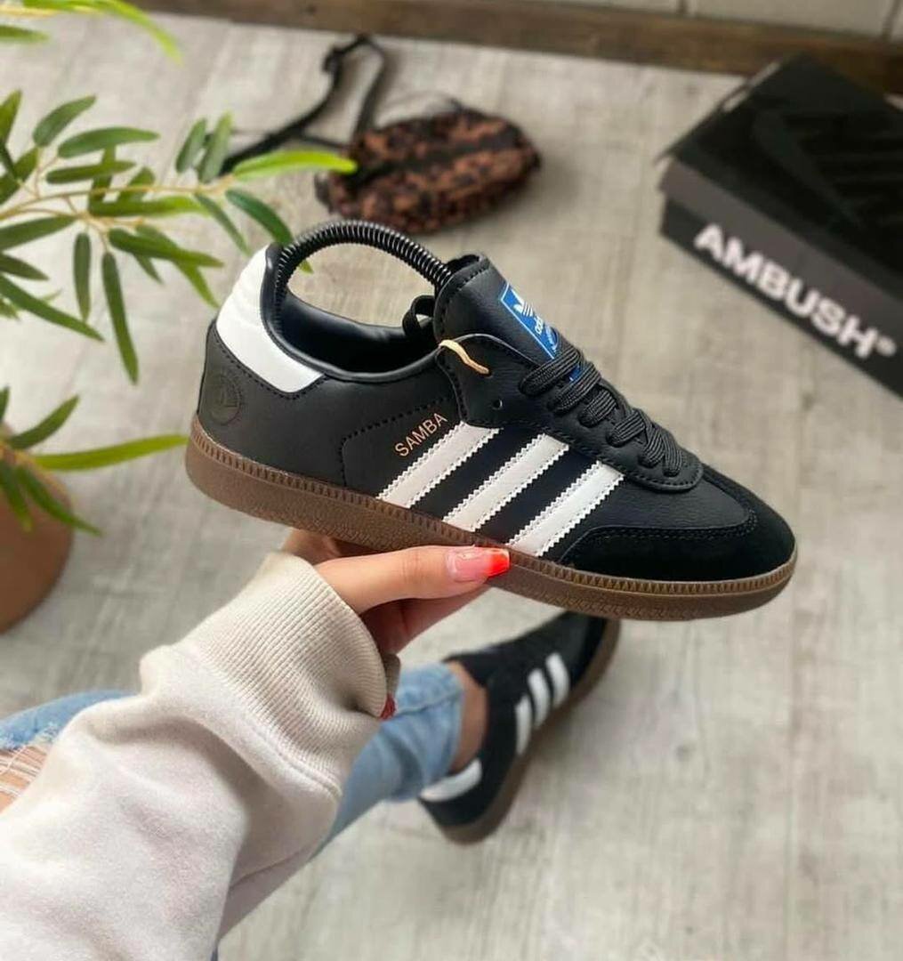 Adidas Samba