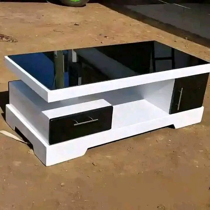 Table basse en marbre moderne