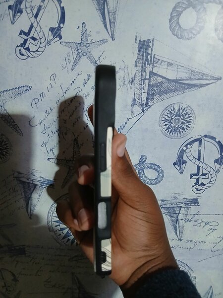 COQUE IPHONE 16 SIMPLE