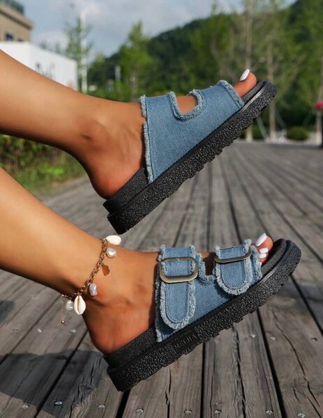 Sandales Claquettes en Jean