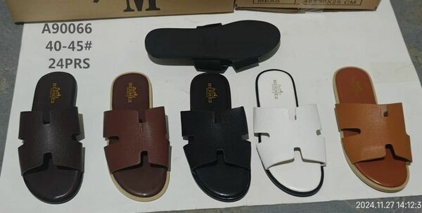 Les Chaussures d'hommes