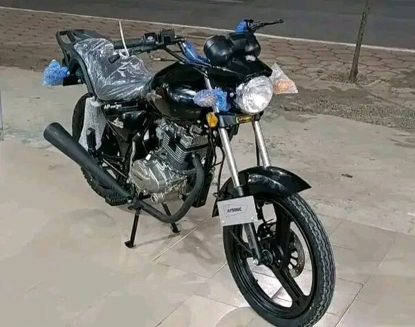 Moto urbaine élégante 125cc