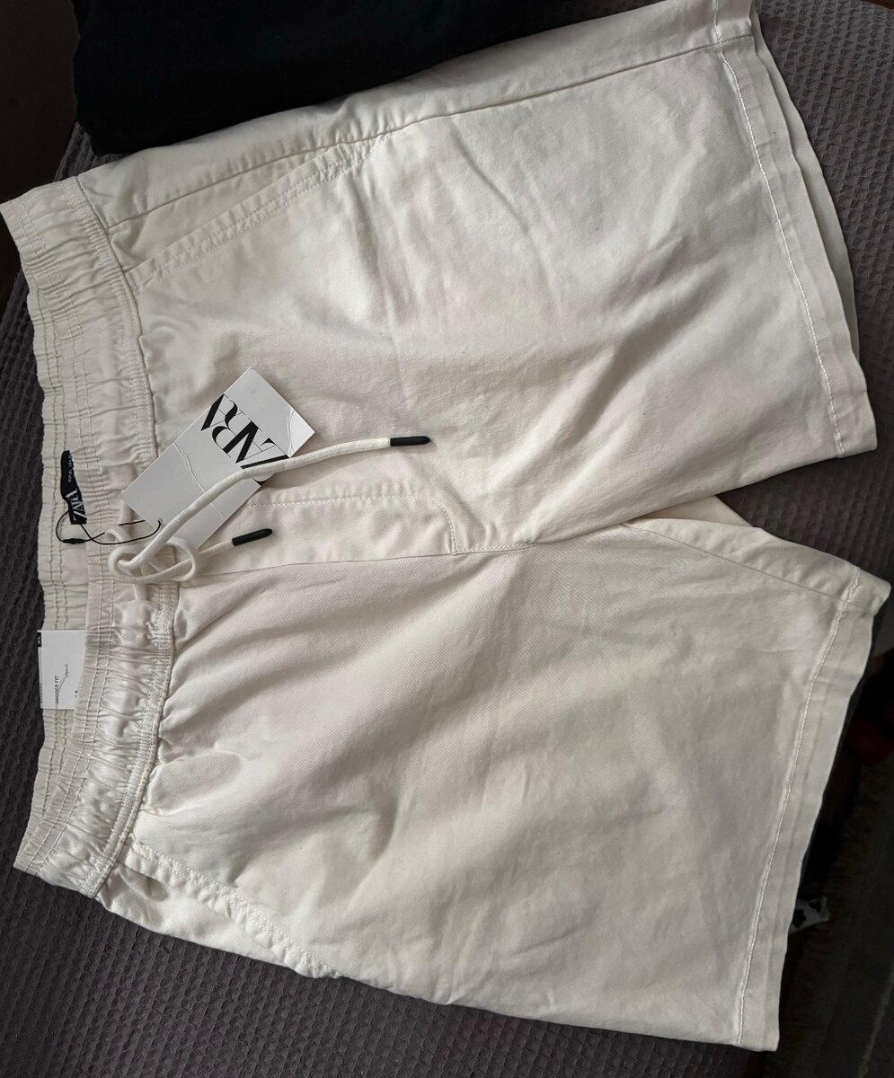 Мужские шорты ZARA оригинал . Размер. XL