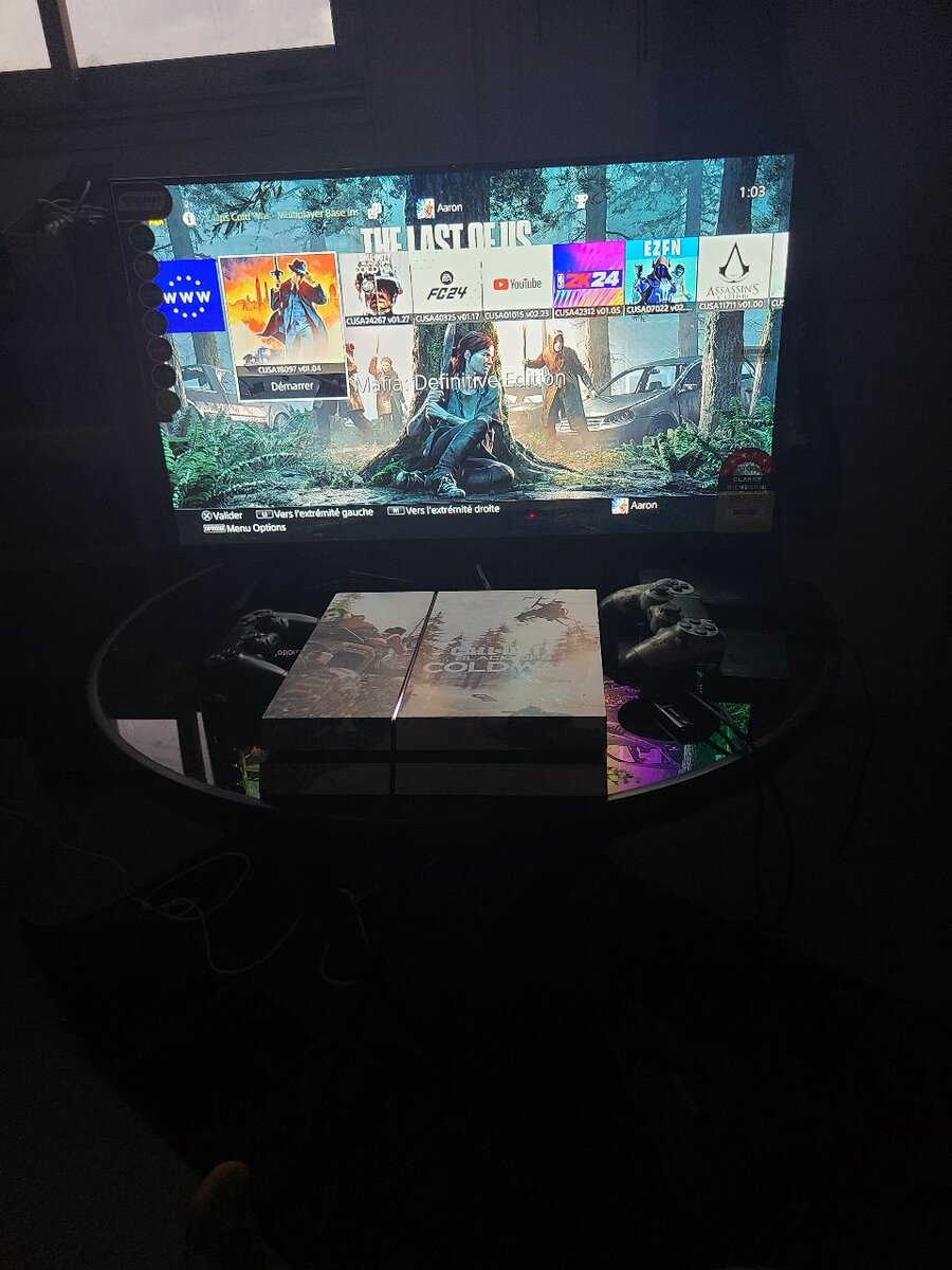 Ps4 cracké avec 27 jeux intégré