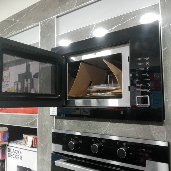 Izone Built in Microwave