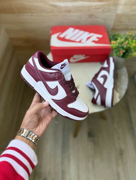 NIKE SB CLASSIC