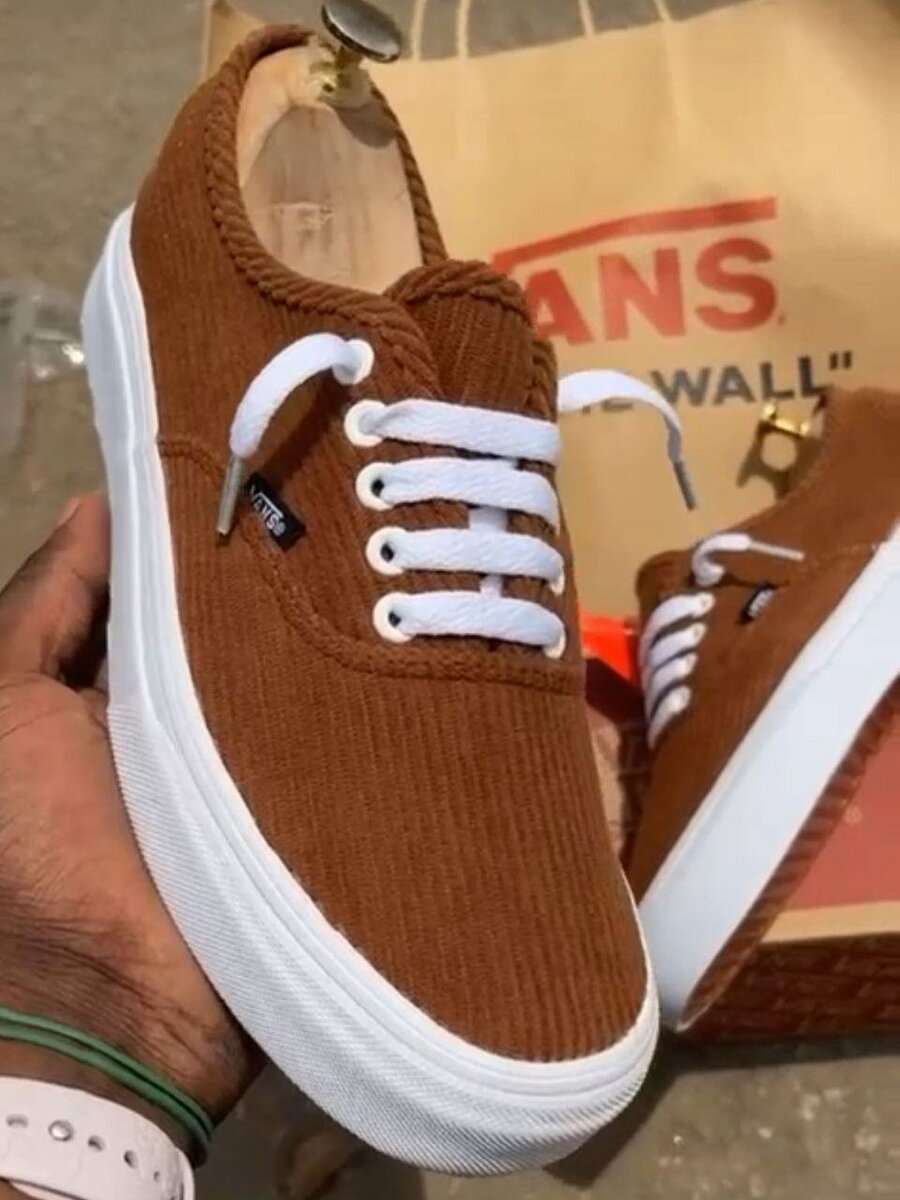 Baskets Vans en toile marron