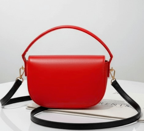 Sac à bandoulière rouge élégant