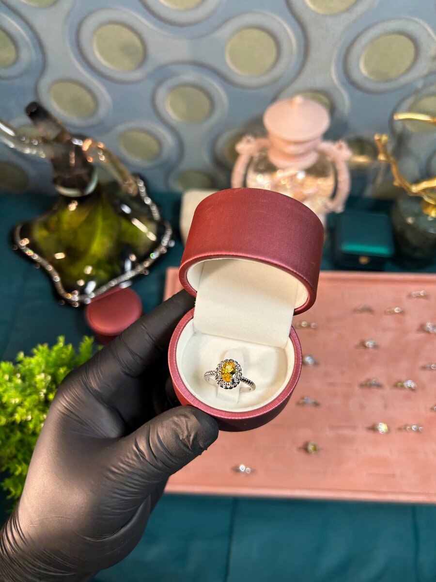 Bague en argent avec saphir