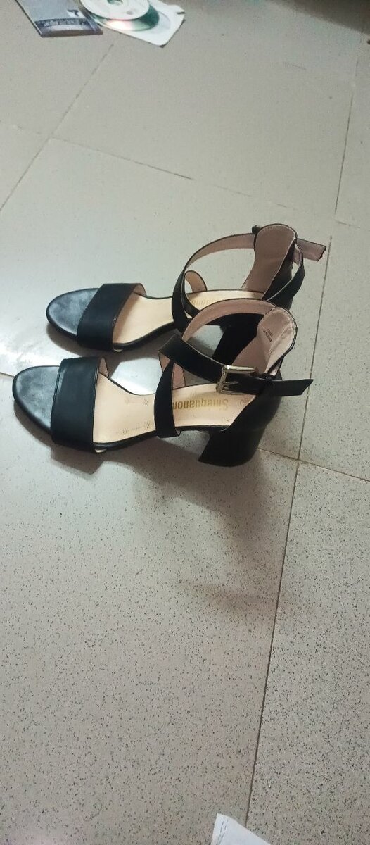Sandales à talons élégantes