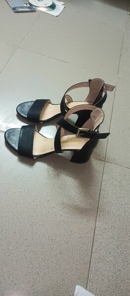 Sandales à talons élégantes