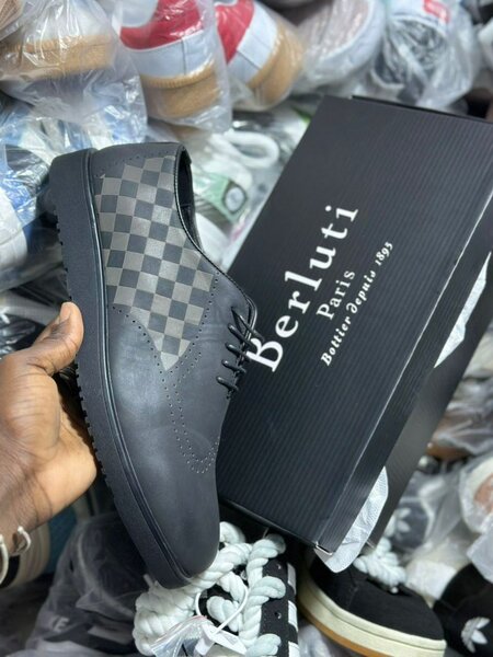 Chaussures homme en cuir élégantes