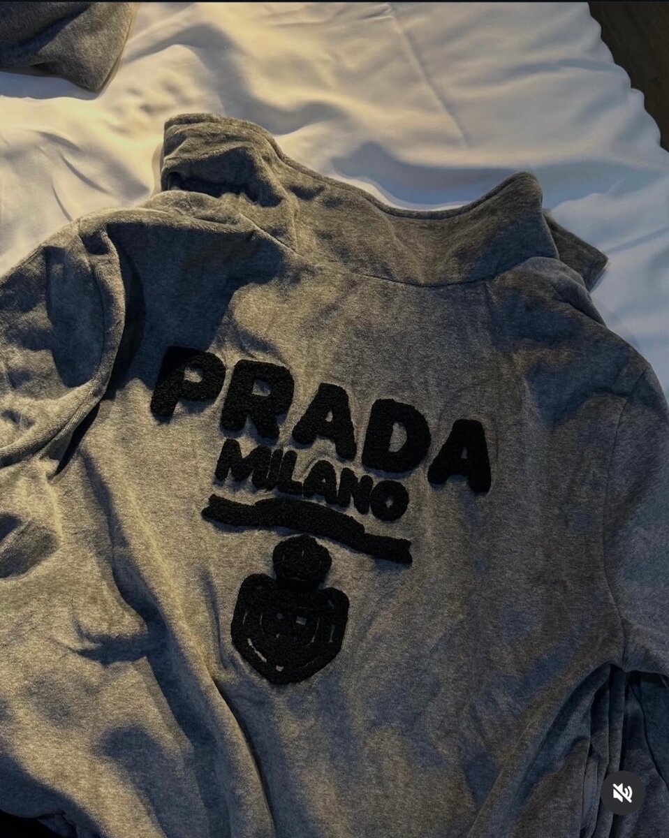 почти новый 1  2 раза одевала