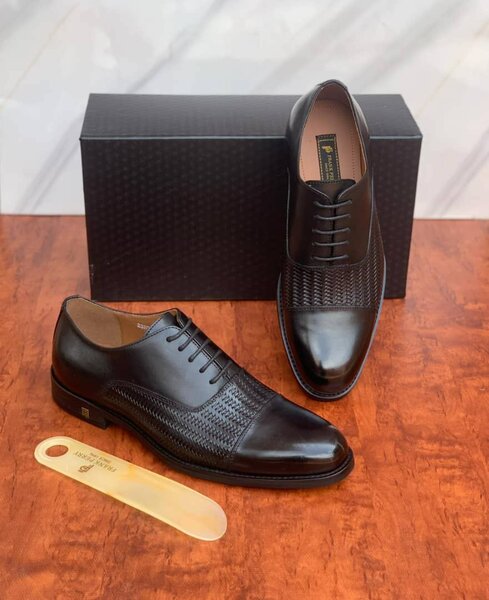 Leather shoes