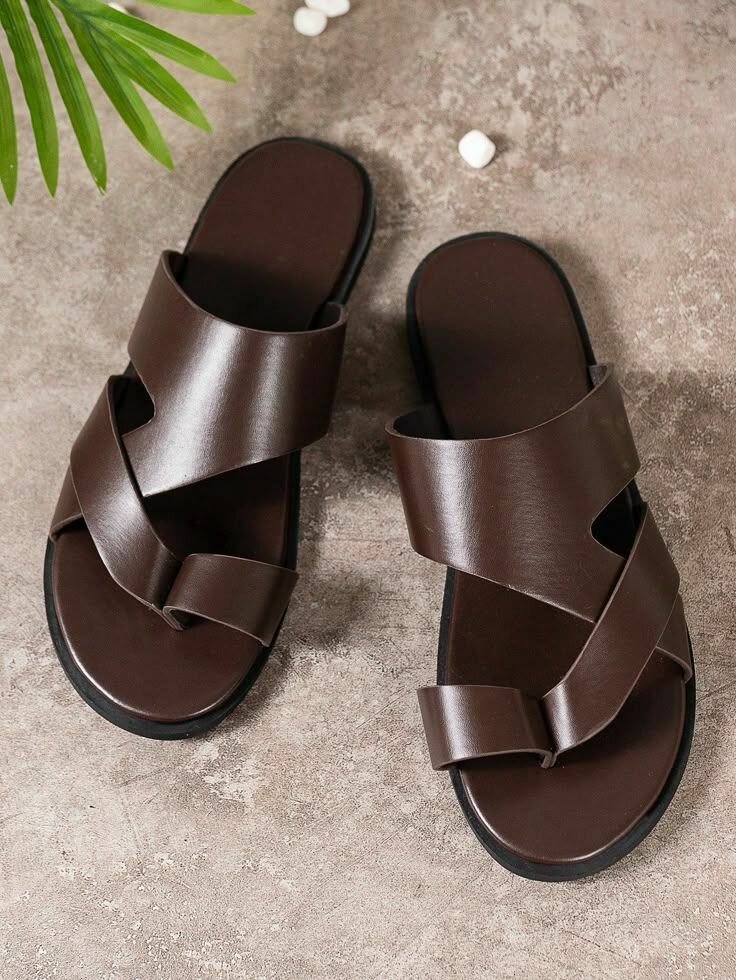 Sandales en cuir homme élégantes