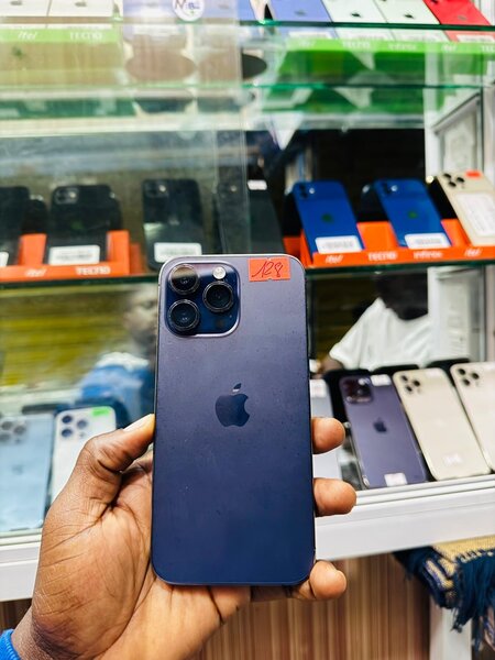 iPhone 14 Pro Max 128Go tout e