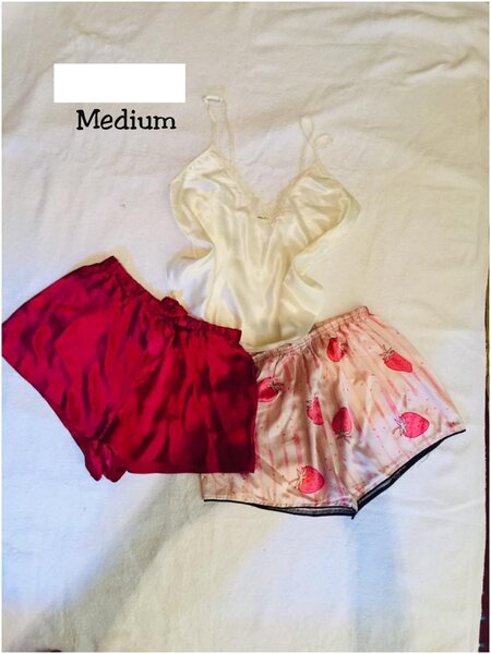 Salaula crop tops and tops